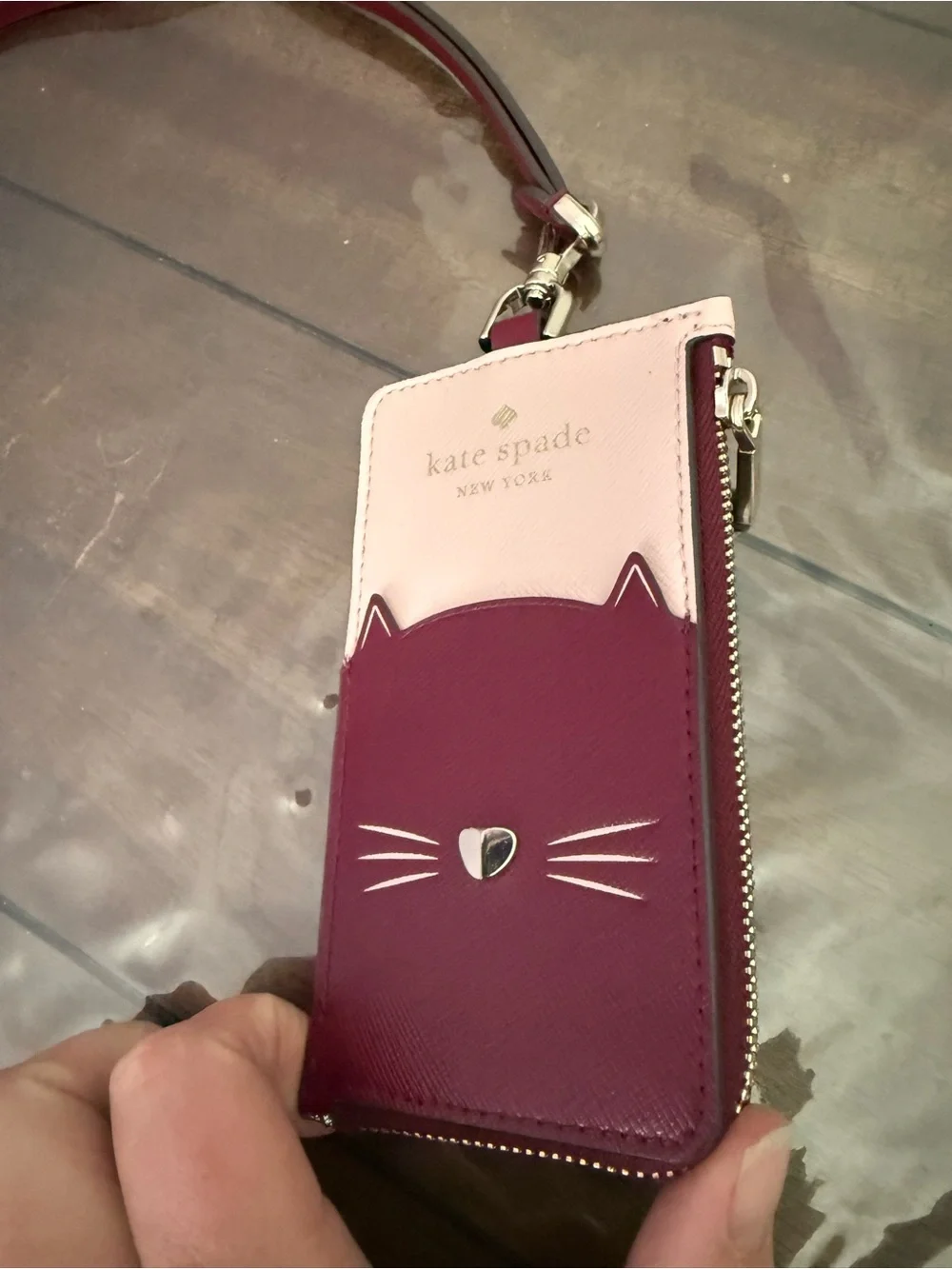 Kate Spade Cat’s Meow Cat Card Holder Wallet ID Lanyard Burgundy